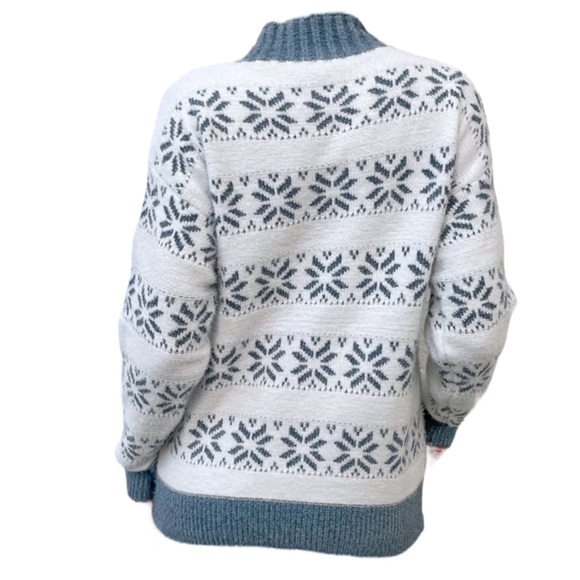 Snowflake Mock Turtleneck in White & Blue - Picture 2 of 4